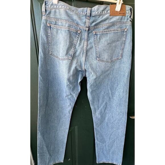 NWT Madewell 1991 Straight-Leg Jeans 33x32 Rigid Denim Distressed Classic READ - Picture 4 of 9